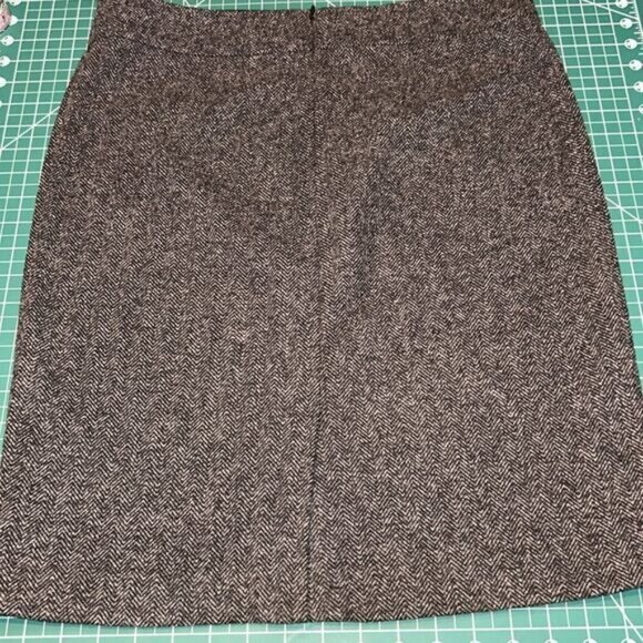 Lord & Taylor Womens Herringbone Skirt Size 8 - Picture 4 of 5